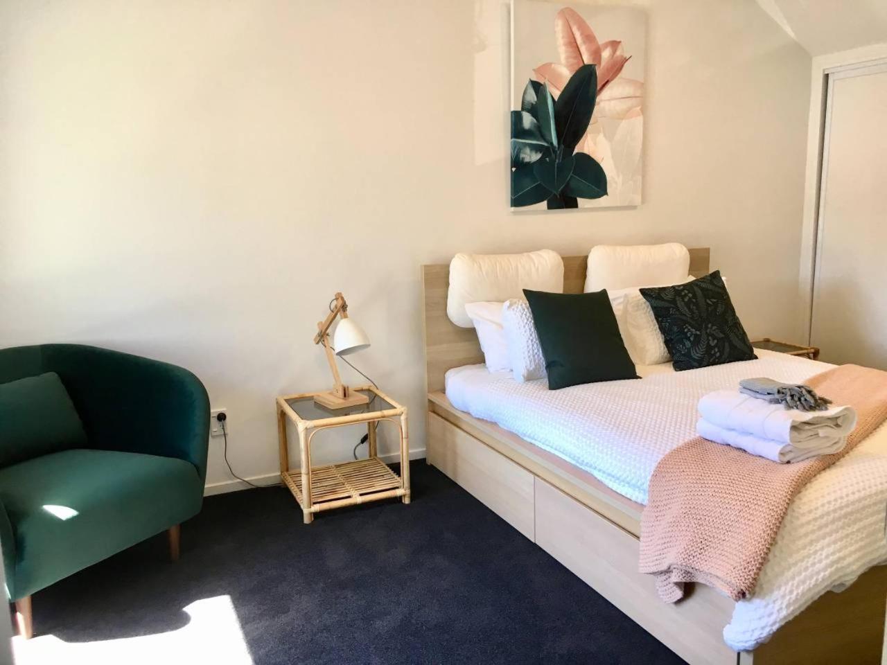Number 1 - Chic Inner City Rooms Christchurch Buitenkant foto