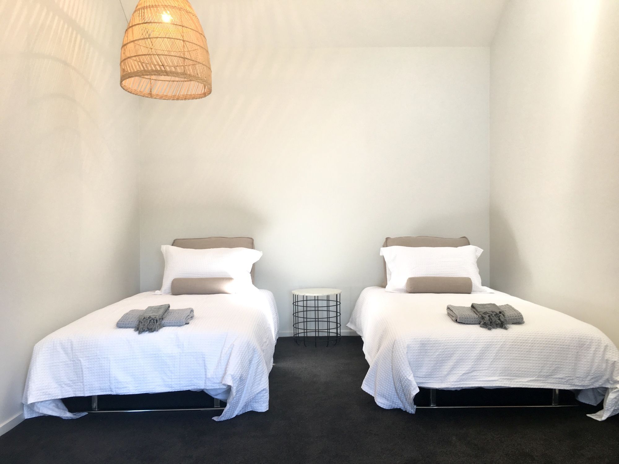 Number 1 - Chic Inner City Rooms Christchurch Buitenkant foto